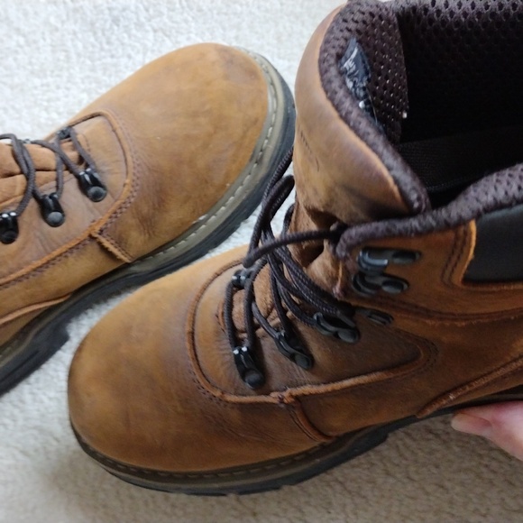 Wolverine waterproof brown leather ankle boots. Size 8.5 - Picture 8 of 12